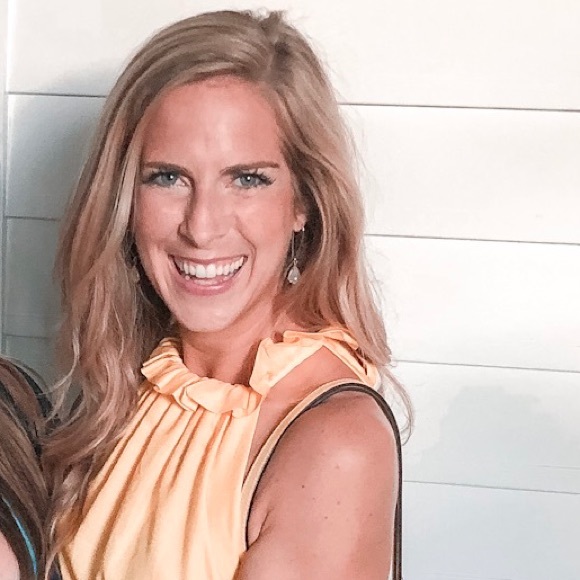 Meet Alyssa! - Picture 1 of 10